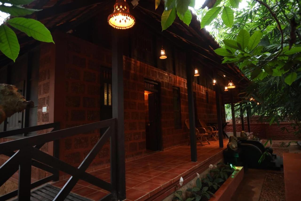 Greens Tree House & Wood House 苏丹巴特利 外观 照片